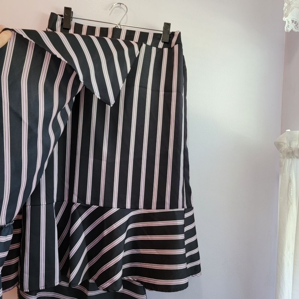 A New Day Faux Wrap Skirt Black/Lavender Size M - Picture 2 of 5